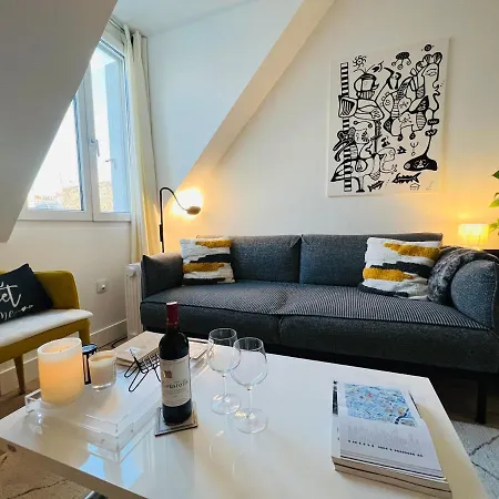 Appartement Mynestparis 2-br In Center , Air Conditioner , Elevator, Free Parking
